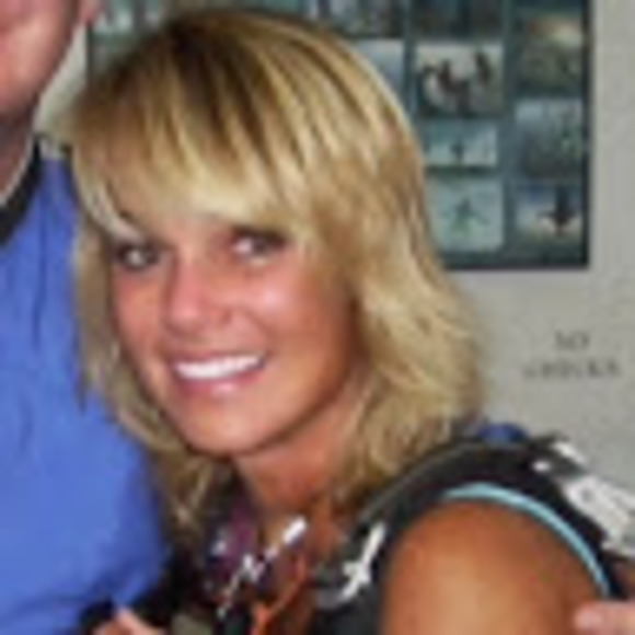 Meet your Posher, Cdarlin24 - Picture 1 of 1